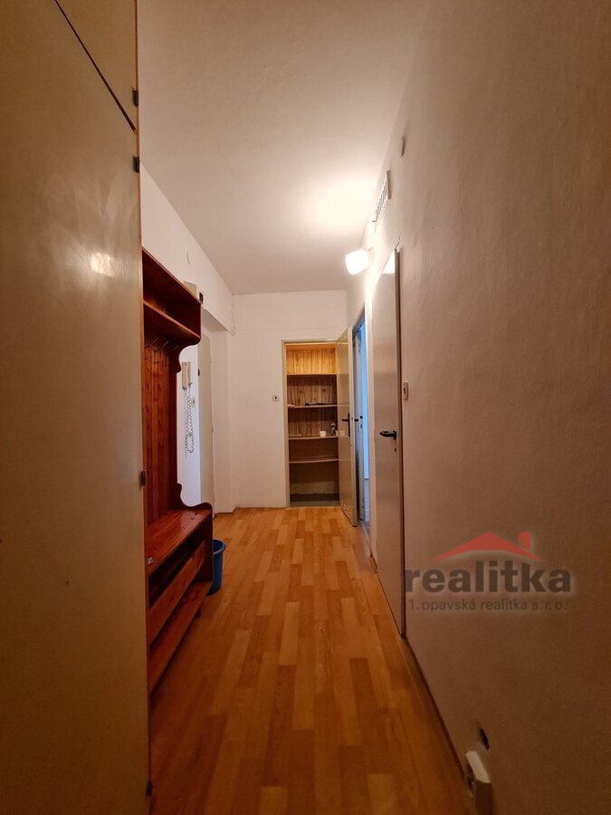Pronájem bytu 1+1 s balkonem, ul. E Beneše, Opava – fotografie 6