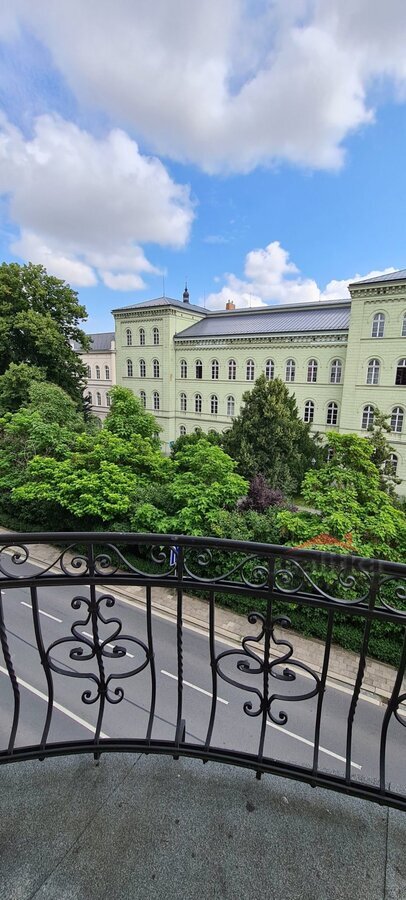 Pronájem zařízeného bytu 1+kk s balkónem, Opava, ul. Olbrichova – fotografie 6