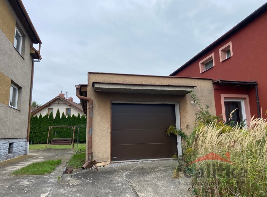 Prodej rodinného domu 2x 3+kk, se zahradou a garáží, obec Opava – Malé Hoštice – fotografie 6