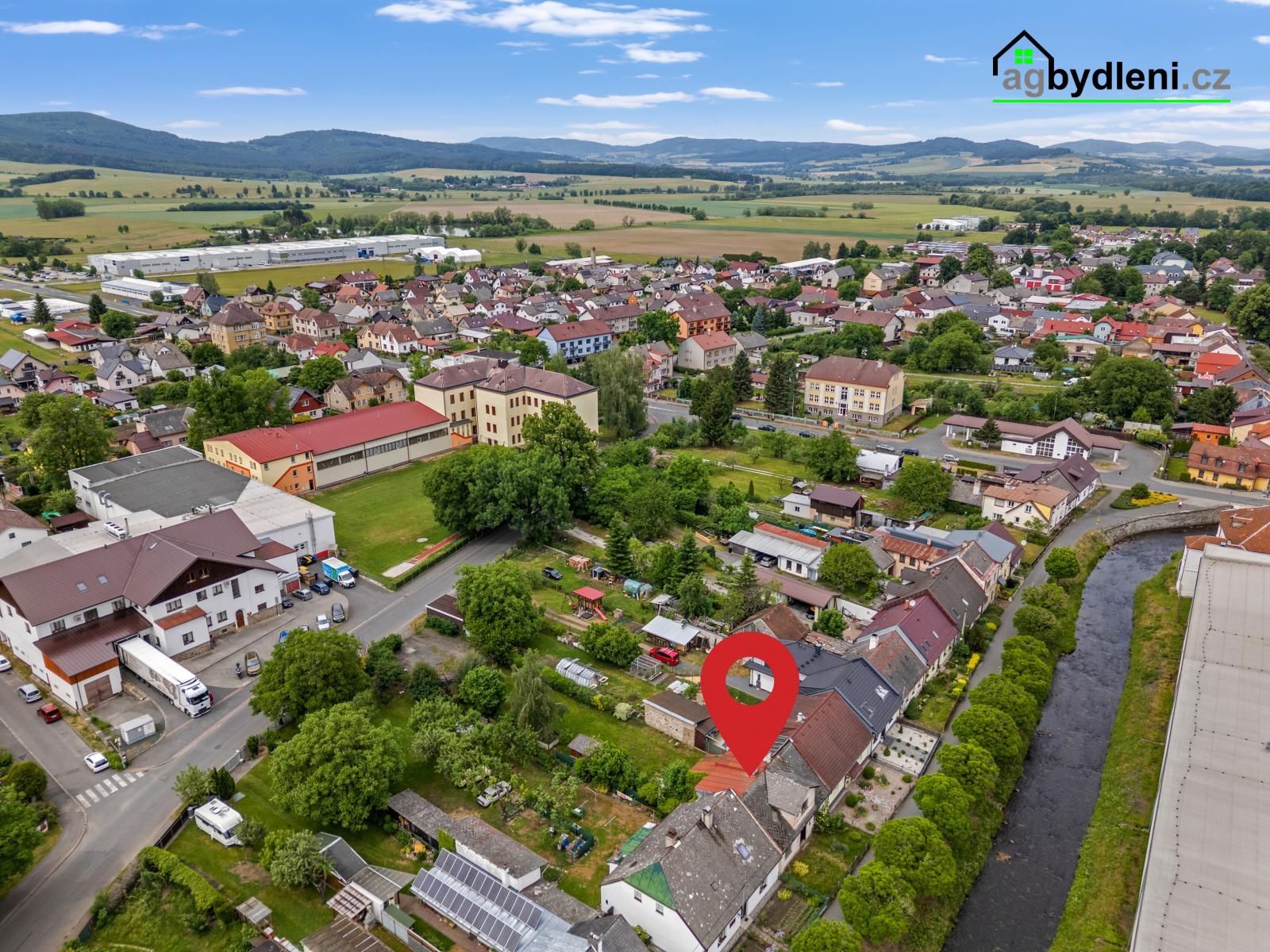Rodinný dům k rekonstrukci v krásné lokalitě Nýrska u řeky Úhlavy – fotografie 2
