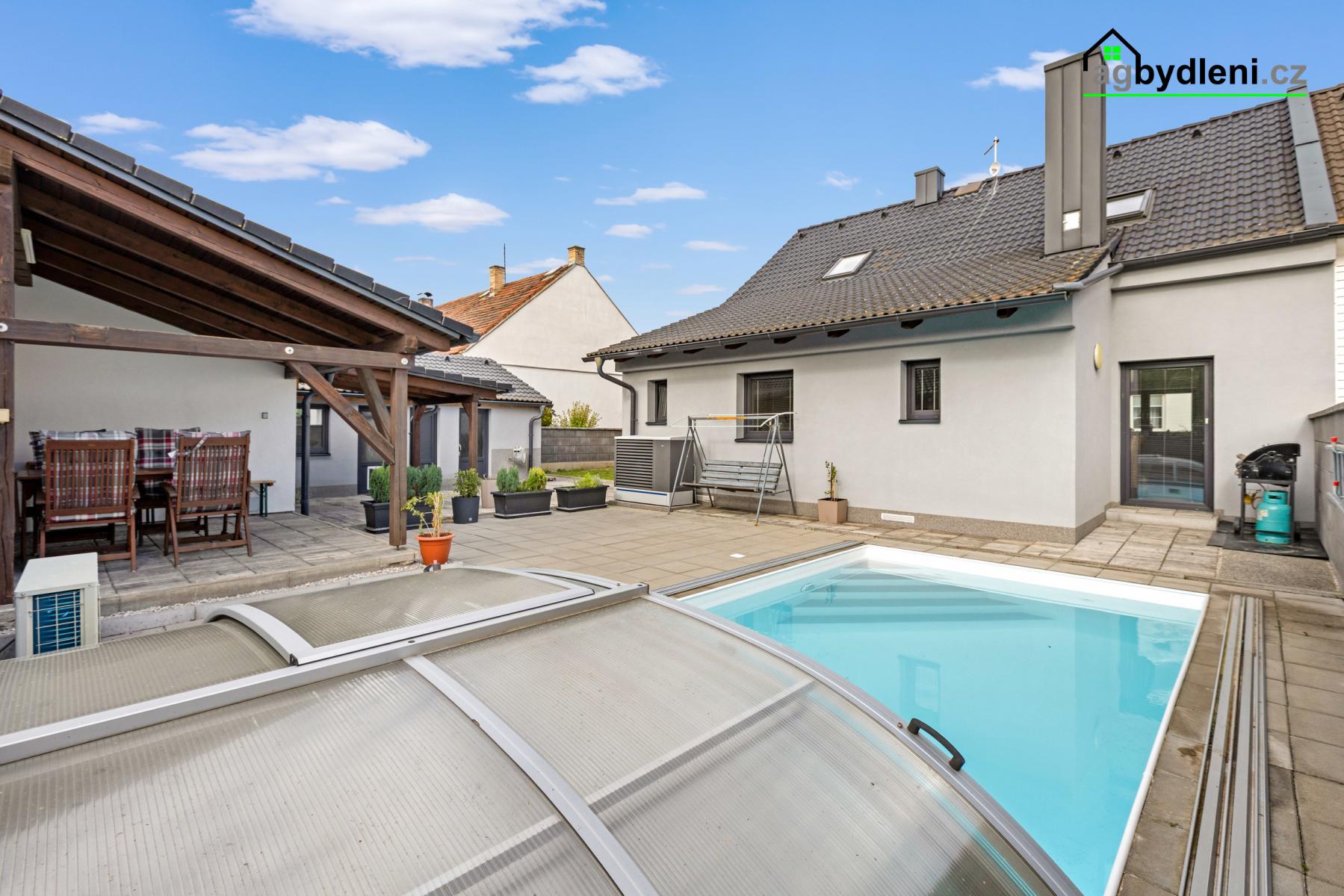 PRODEJ | rodinný dům | po rekonstrukci | 4+1 | 140 m² | vyhřívaný bazén | Chotěšov – fotografie 6