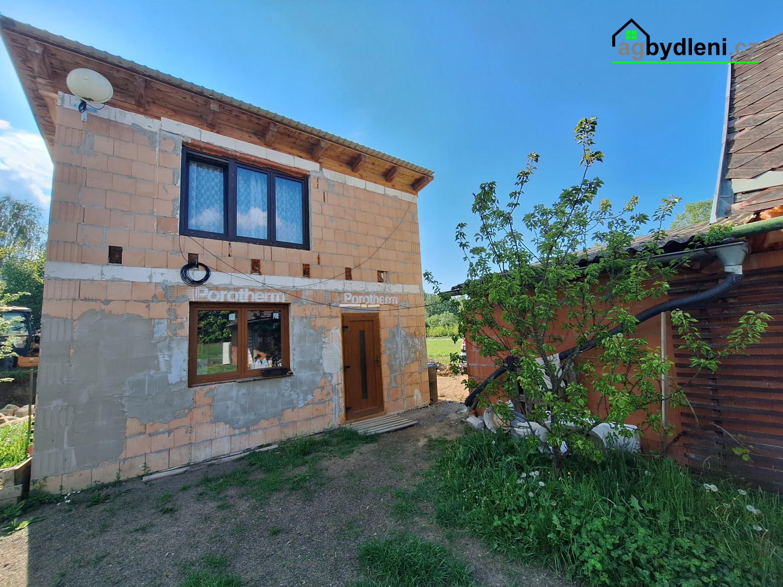 Prodej rozestavěného domu se stavebními pozemky o rozloze 3291 m2 – fotografie 6