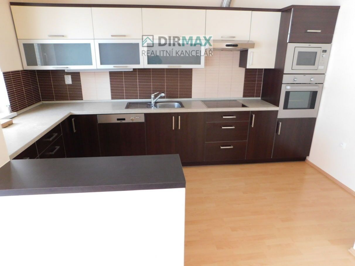 Prodej velkého bytu 2+kk+B, 82m2, OV, vlastní parkování, Znojemská ulice, Sylván, Severní Předměstí