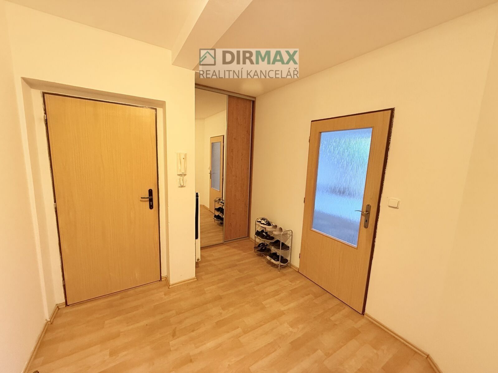 pronájem bytu 2+kk, 66m2, parkovací stání – fotografie 6
