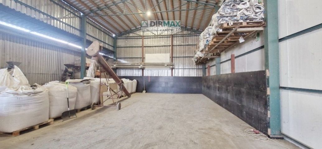 Pronájem skladovacích prostor 1000 m2 až 3000 m2, Zámecká ulice, Spálené Poříčí
