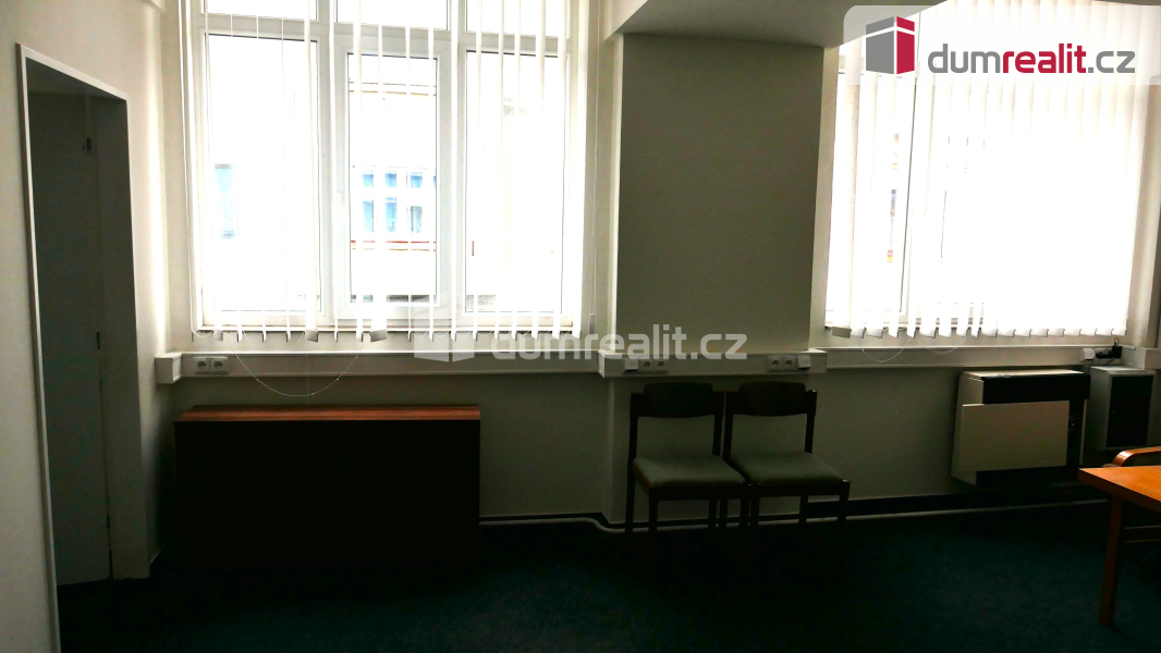 Pronájem komerčního objektu, Kanceláře, 110 m2 – fotografie 6