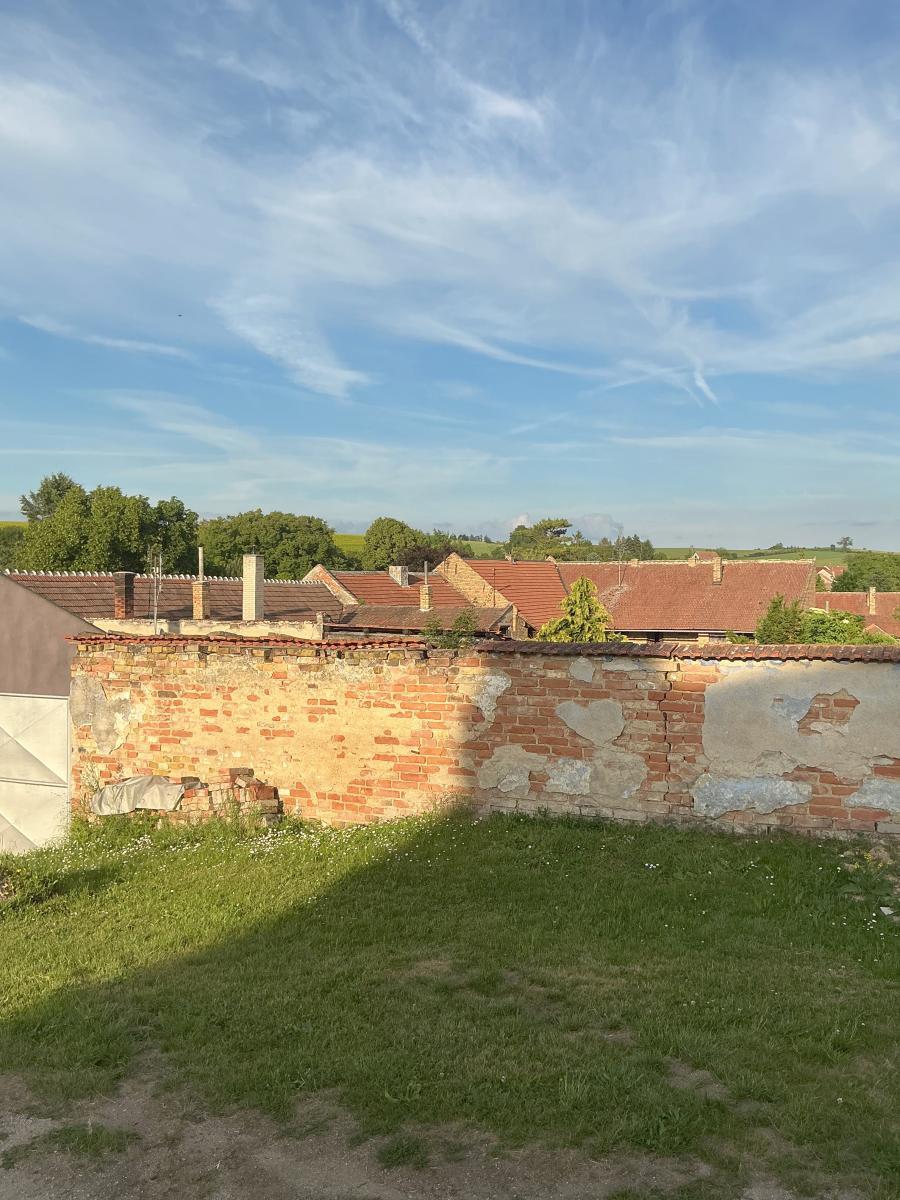Prodej řadového domu 2+1 s možností rozšíření Bohaté Málkovice se zahradou a objektem s potenciálem – fotografie 4