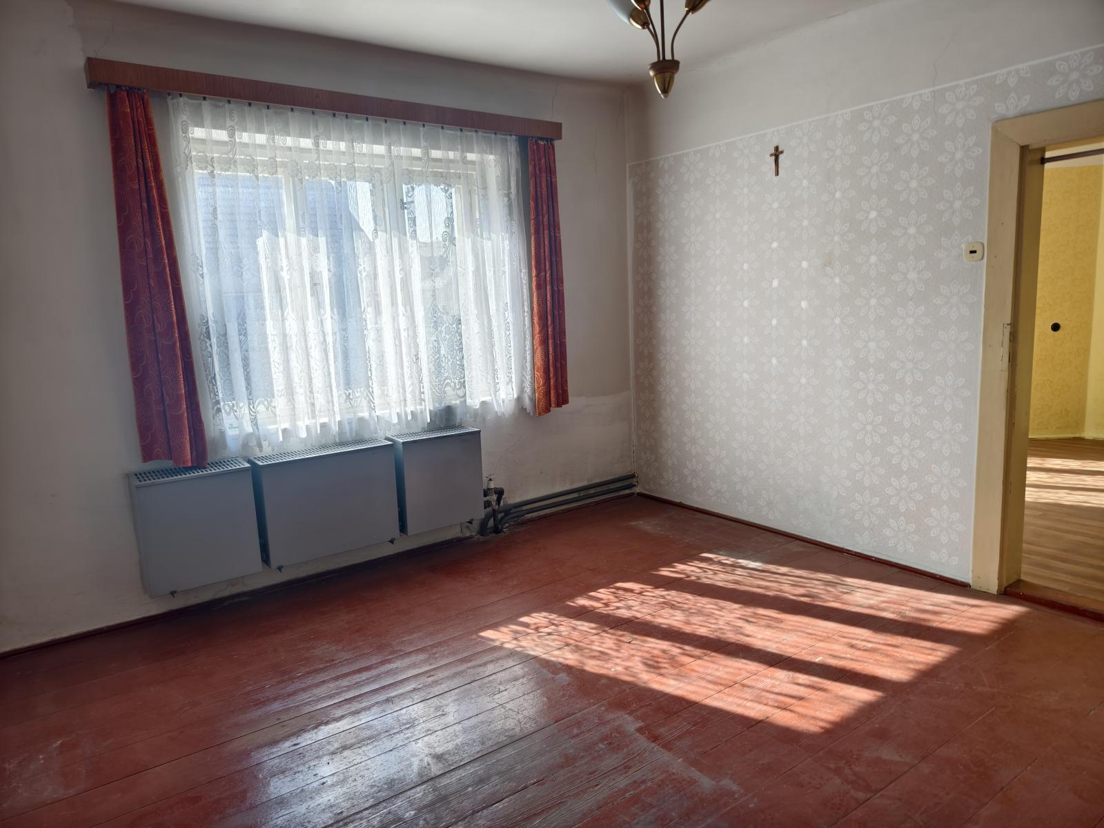 Rodinný dům v Komořanech – fotografie 6