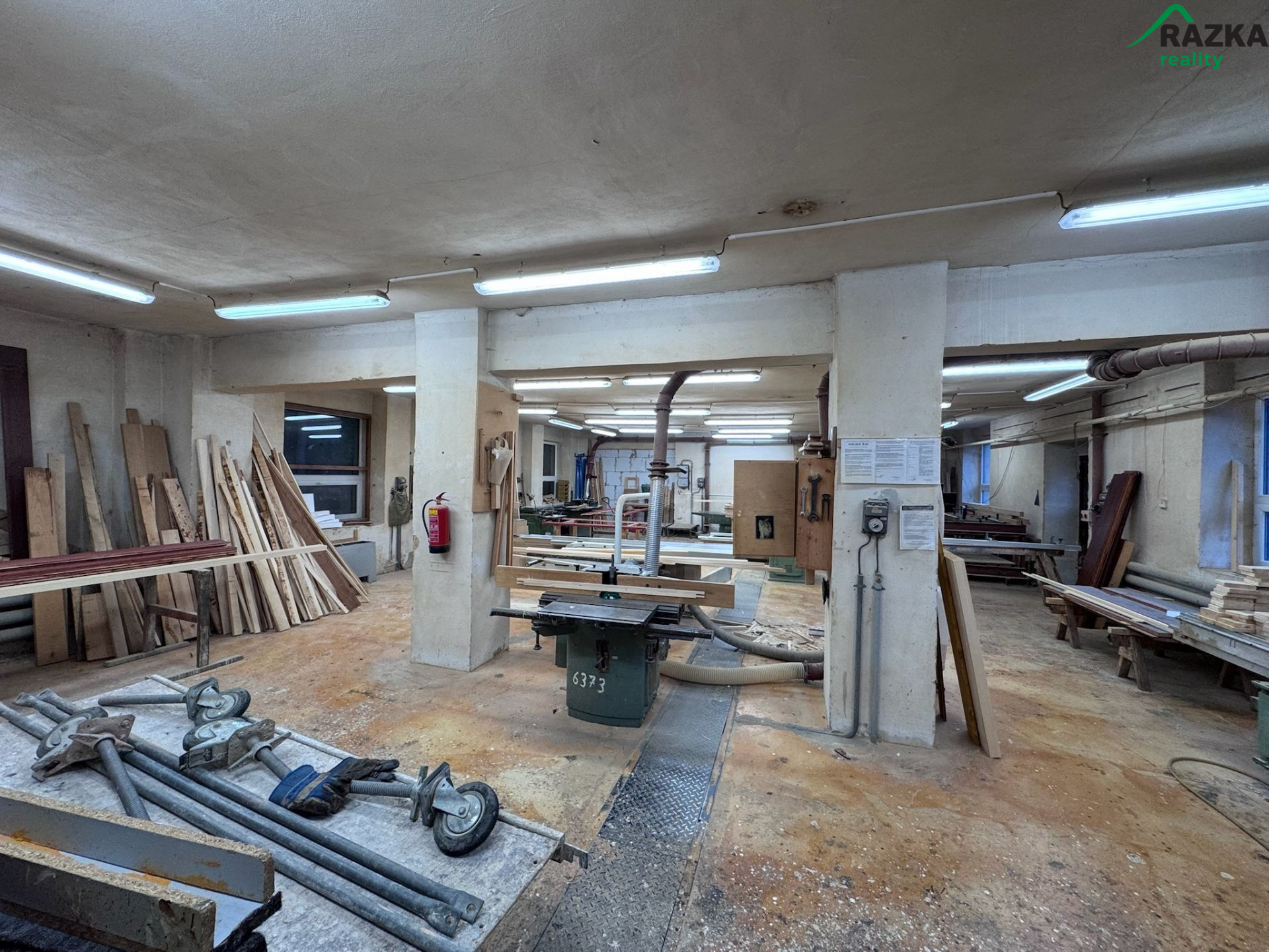 Pronájem zavedené truhlárny Bor u Tachova (280m2) – fotografie 6