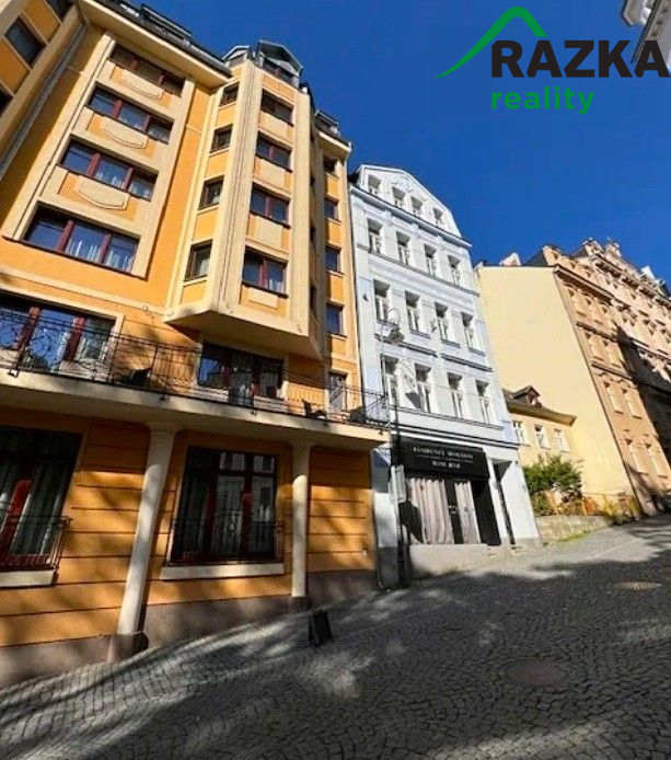 Prodej apartmánového domu s kavárnou - (celek nebo jednotky)