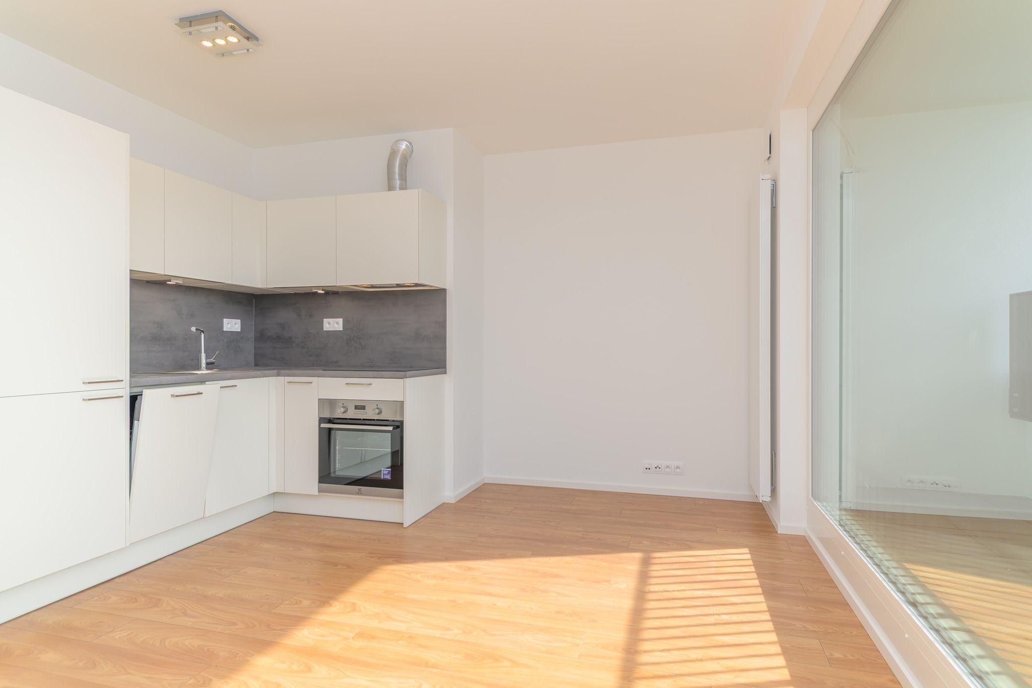 Pronájem bytu 2+kk/B + GS, 53,2 m², u stanice metra Opatov – fotografie 5