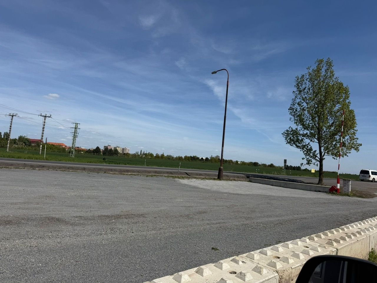 Pronájem pozemku na prodej zmrzliny u frekventované silnice, Odolena Voda – fotografie 5