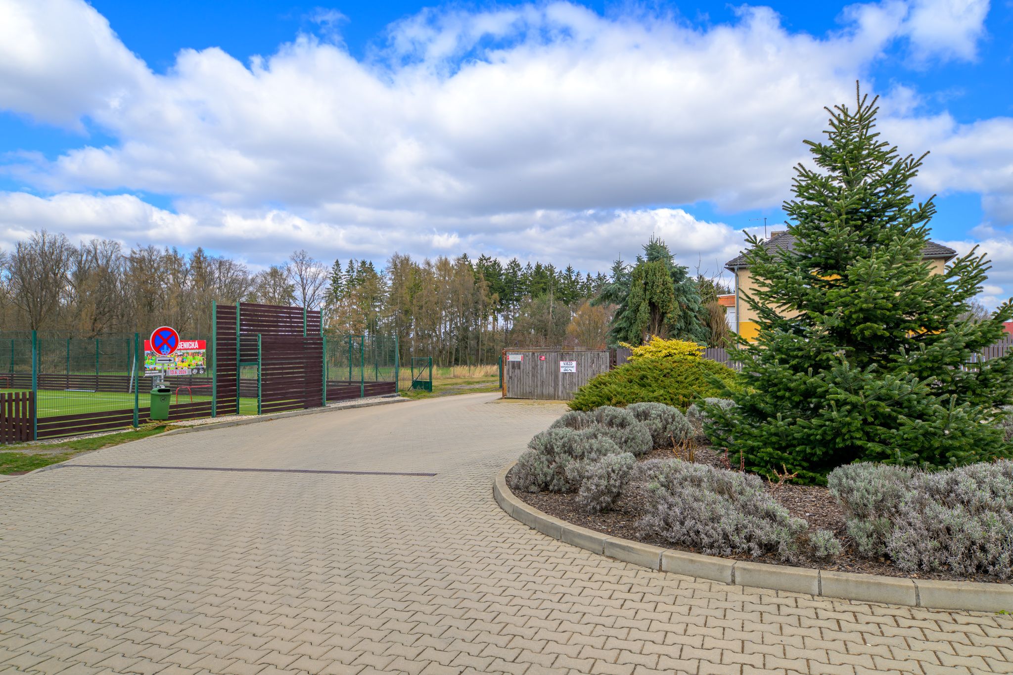 Prodej stavebního pozemku 966 m², Horní Jirčany – fotografie 5