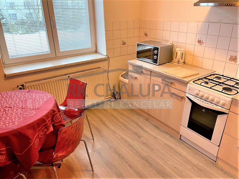 Pronájem zrekonstruovaného zděného bytu, 2+kk, 42 m2, ul. Opatovická, České Budějovice, Nemanice