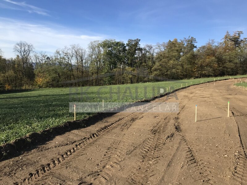 Prodej stavebního pozemku o výměře 1230 m2, Hosín u Českých Budějovic