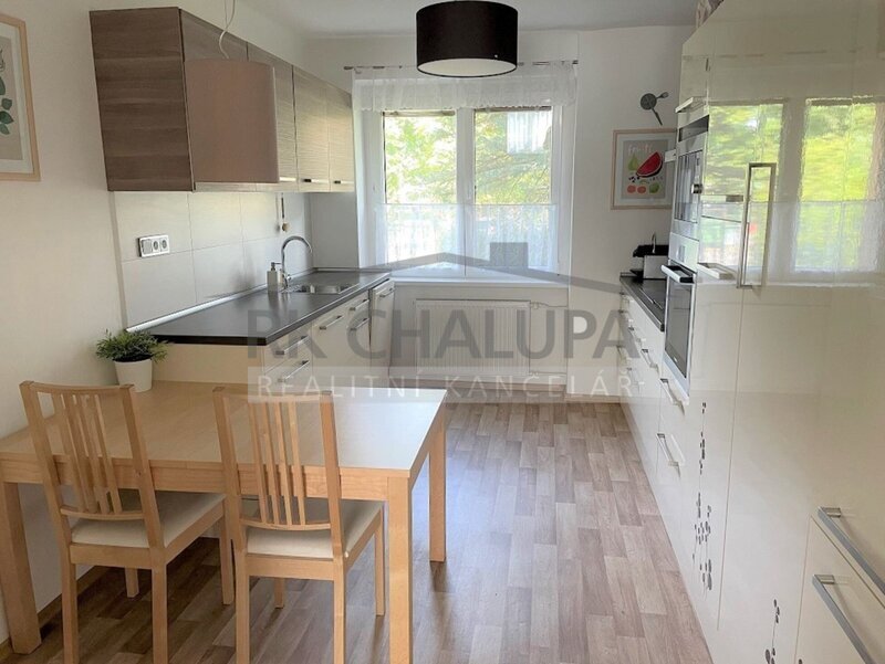 Prodej zděného bytu 2+1, v OV, ul. Nádražní, Třeboň, 1. patro., 48 m2 – fotografie 5