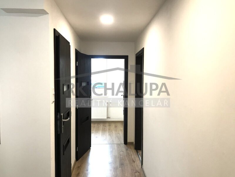 Pronájem bytu 2+1, po celk. rekonstrukci, ul. Průběžná, České Budějovice, 58 m2, přízemí – fotografie 2