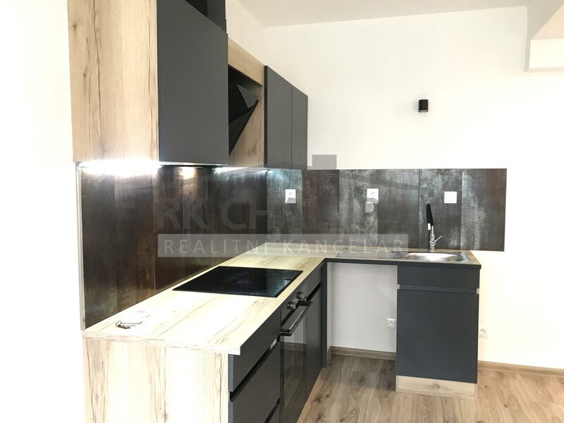 Pronájem bytu 2+1, po celk. rekonstrukci, ul. Průběžná, České Budějovice, 58 m2, přízemí – fotografie 3