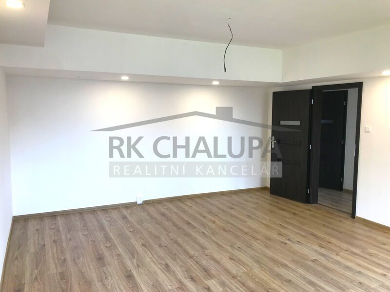 Pronájem bytu 2+1, po celk. rekonstrukci, ul. Průběžná, České Budějovice, 58 m2, přízemí – fotografie 6