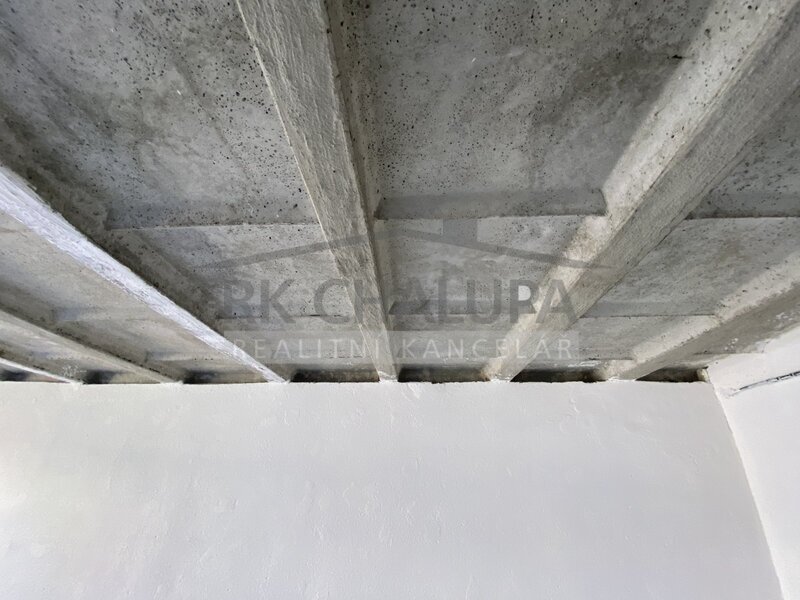 Prodej zděné garáže v OV, okraj obce Litvínovice, MHD, výměra 17 m2, betonový strop a podlaha – fotografie 6