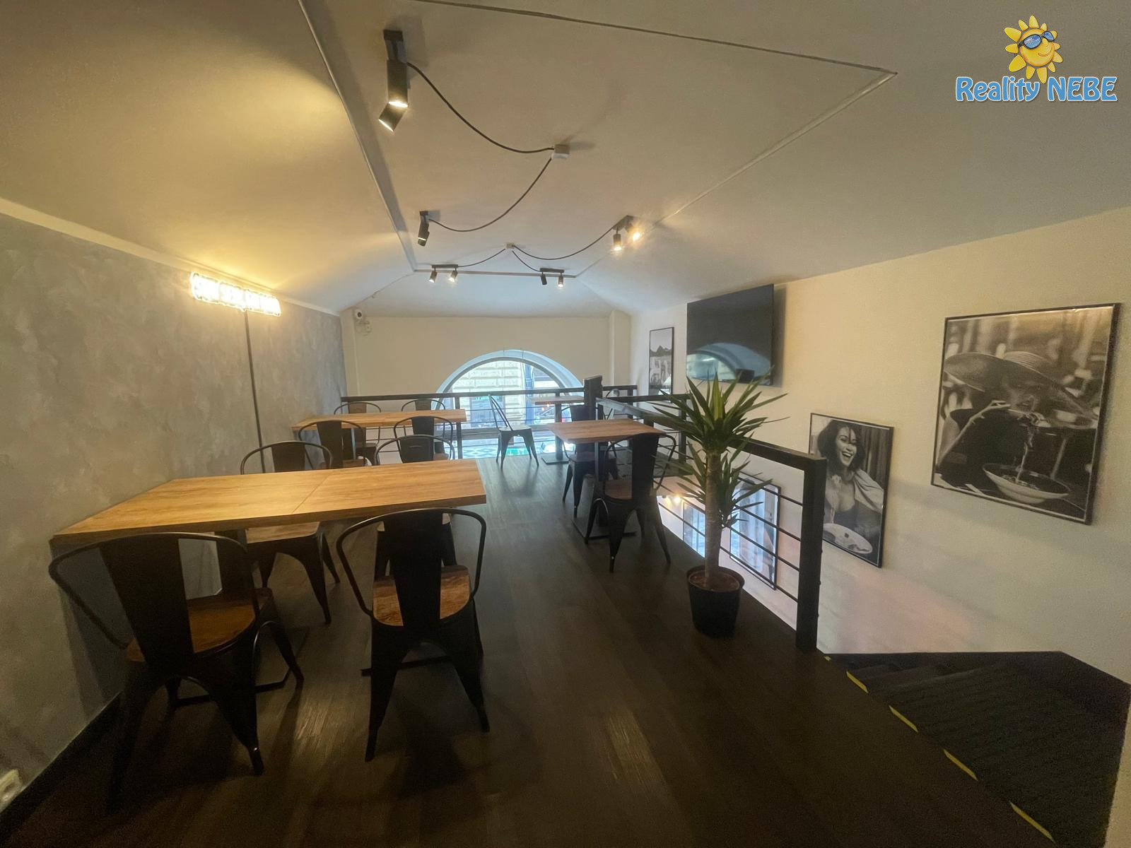 Pronájem nebytového prostoru 90m2 Dlážděná Praha 1 Nové Město
