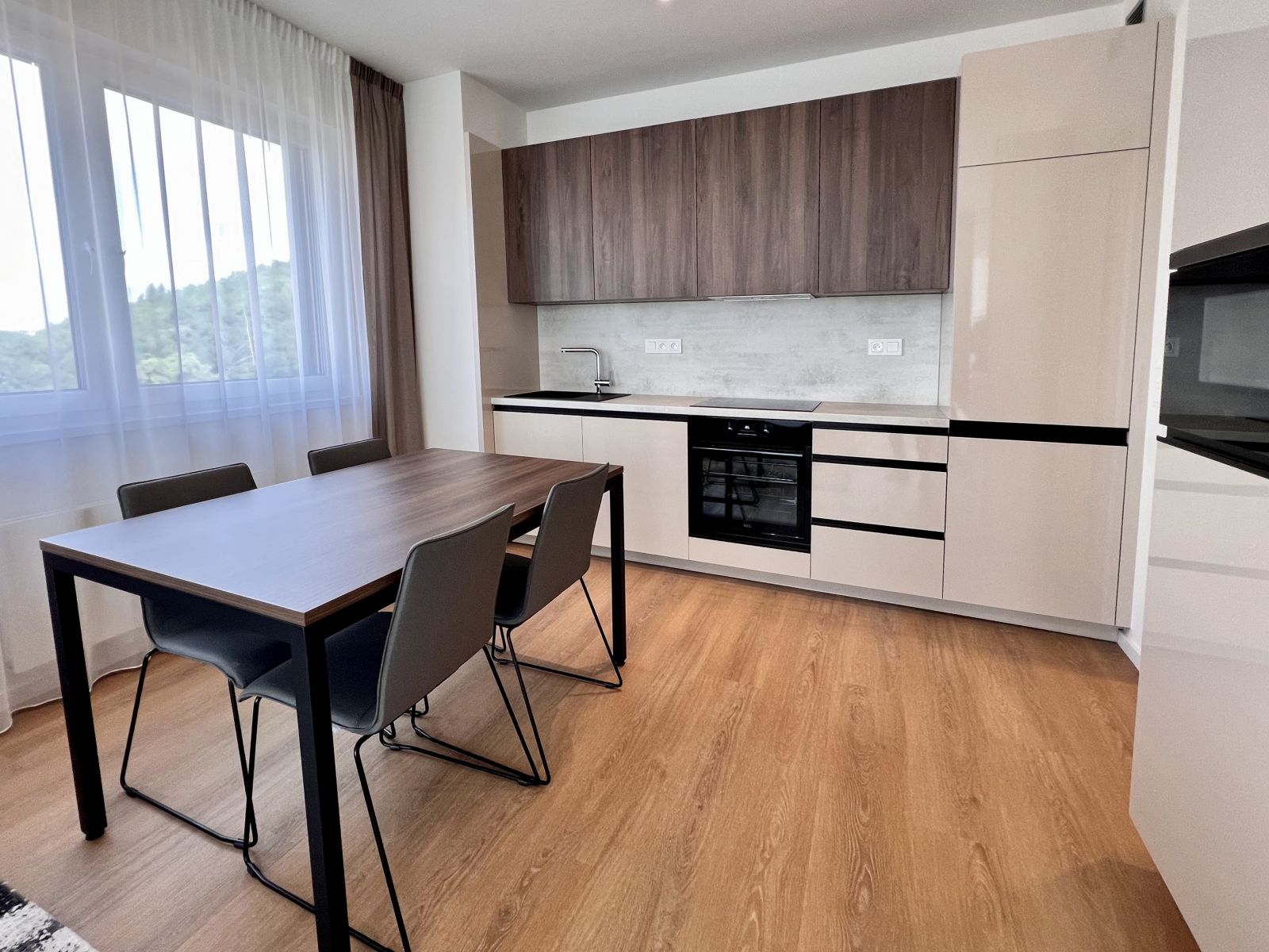 Pronájem bytu 3+kk, 64m2, Praha 4 - Michle