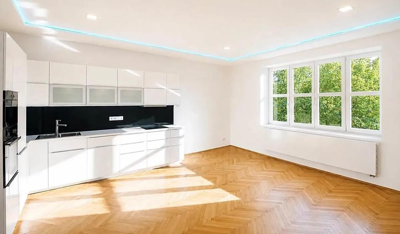 Pronájem prostorného bytu 4+kk, 104 m² Praha 5, Smíchov, ul. Plzeňská.