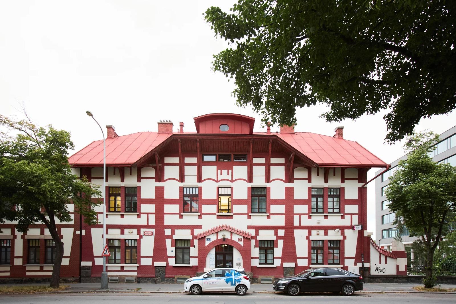 Pronájem ordinace, zdravotnických prostor 99 m², Praha 7 Holešovice