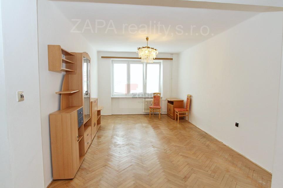 pronájem 2+1 53 m2 3patro cihla Praha 9 Hloubětín u metra nezař. cihla výtah