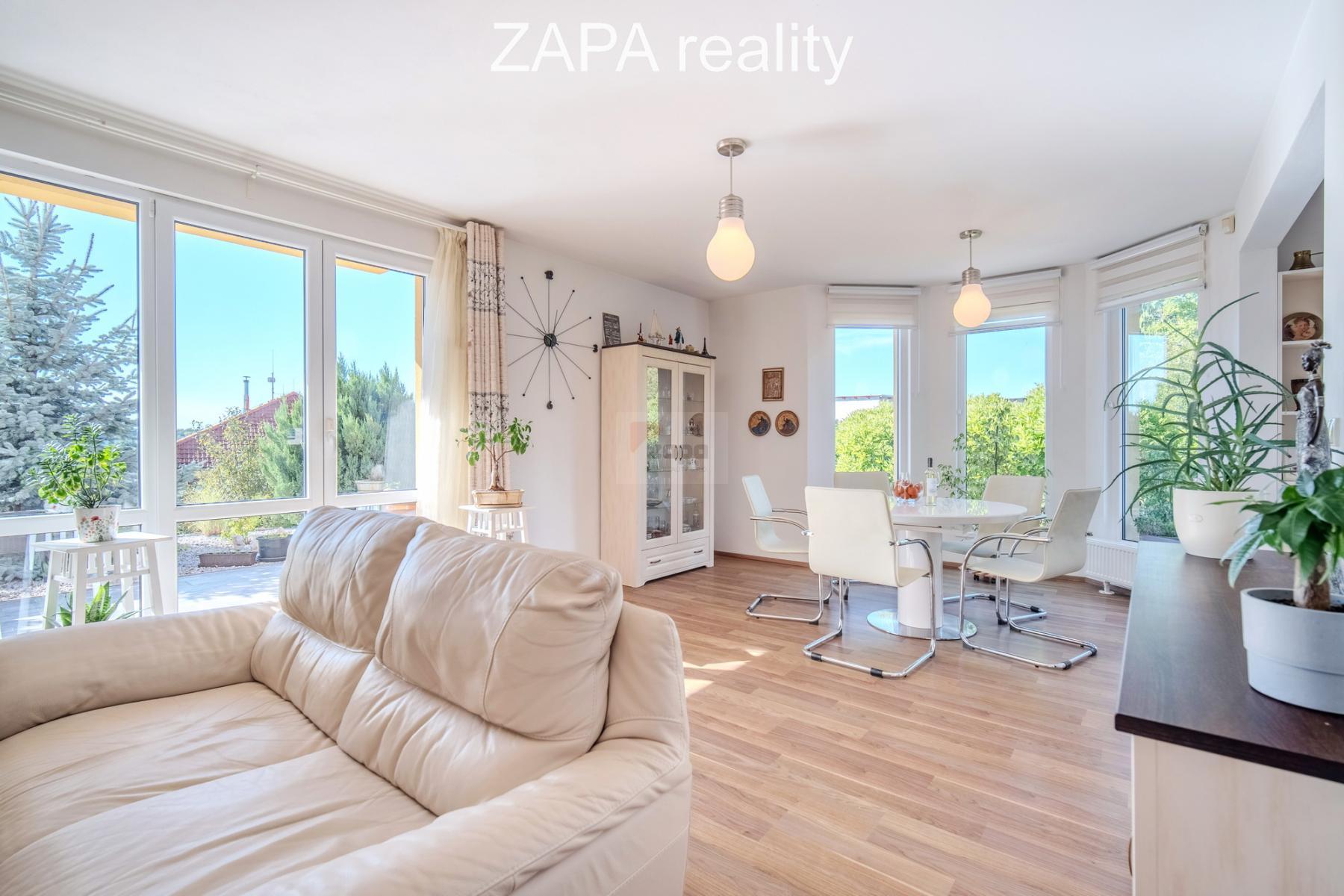 Prodej samostatného RD 5+kk+garáž celkem 218 m2 pozemek 620 m2 ul. V pěšínkách Přezletice – fotografie 6
