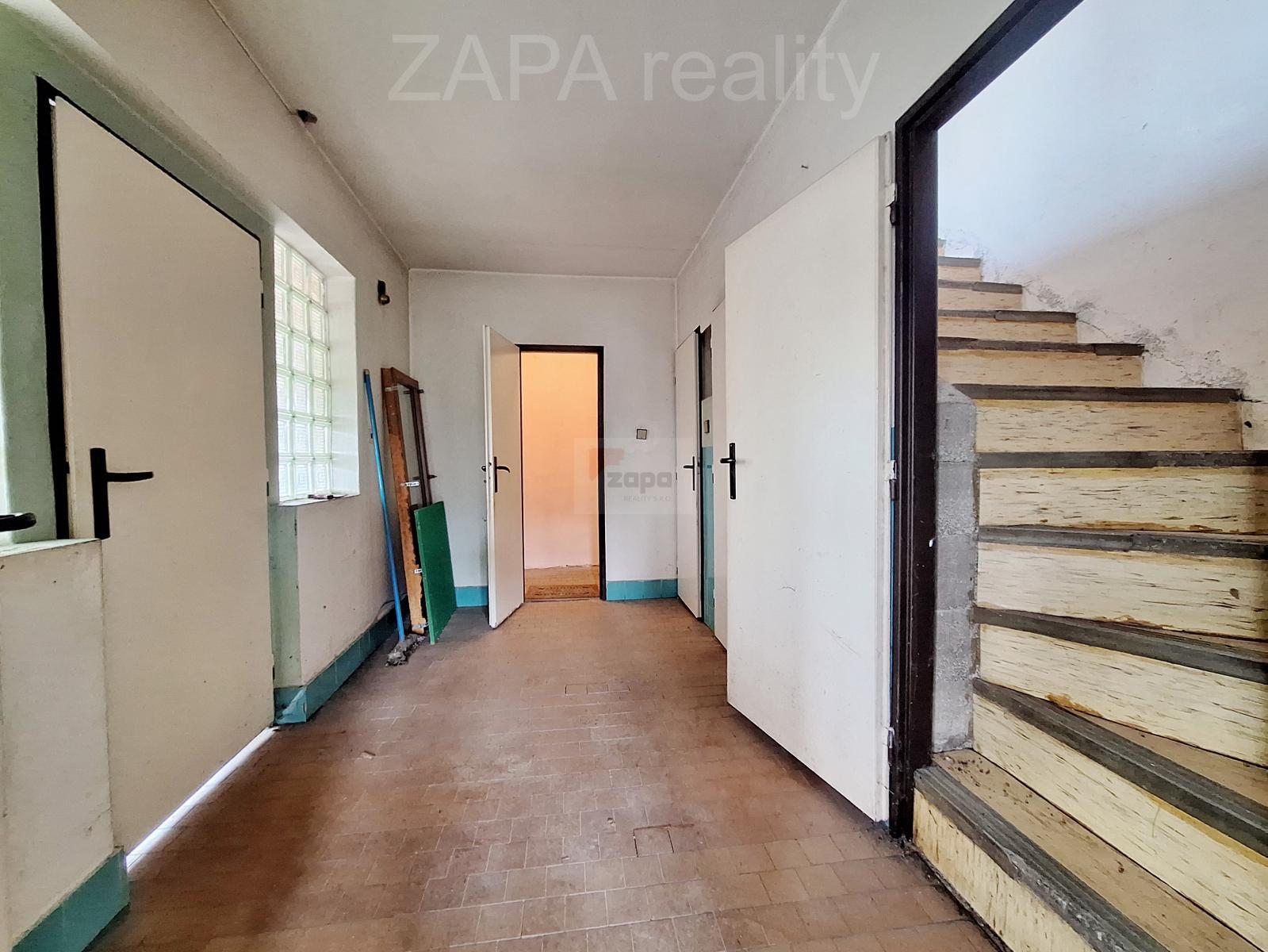 Prodej vícegeneračního domu 300m2 + sklepy+ 2x garáž, pozemek 750 m2 Zlatá Olešnice – fotografie 6